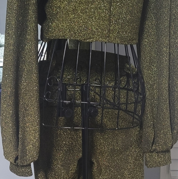 Pants suit - Picture 2 of 2